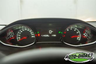 Peugeot 308 1.2 Clima Navi picture 6