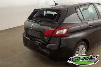Peugeot 308 1.2 Clima Navi picture 33