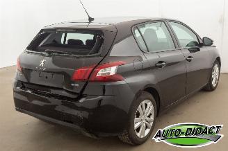 Peugeot 308 1.2 Clima Navi picture 4
