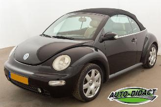 skadebil auto Volkswagen New-beetle 2.0 Cabriolet Highline Airco 2003/4