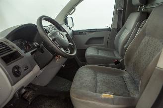 Volkswagen Transporter 2.5 TDI Automaat Airco picture 17