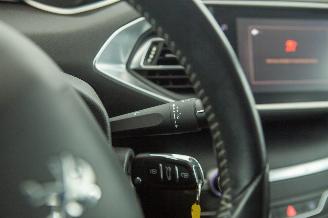 Peugeot 308 1.2 PureTech Clima Navi Blue Lease picture 15