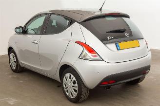 Lancia Ypsilon 0.9 TwinAir Automaat 127.914 km Airco Gold picture 3