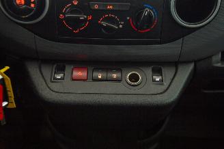 Peugeot Partner 1.6 BlueHDI Automaat Airco 100 Club Economy S&S picture 8