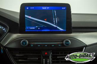 Ford Focus 1.0 EcoBoost Clima Navi Titanium Business picture 7