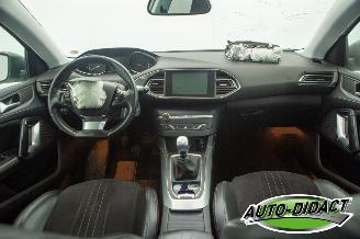 Peugeot 308 1.6 HDI Pano Clima Navi picture 22