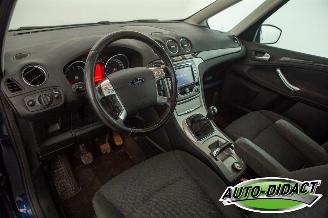 Ford Galaxy 2.0-16V 7p. Clima Ghia Limited picture 22