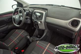 Peugeot 108 1.0 e-VTi  106.332 km Airco Active picture 17