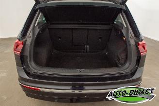 Volkswagen Tiguan 1.5 TSI Automaat Pano 360-Camera Digital Dash ACT Highline Business R picture 36