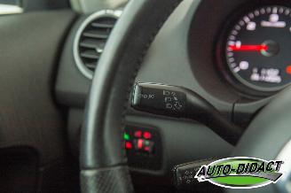 Audi A3 1.6 TDI Clima Leder picture 13