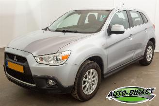 Vaurioauto  passenger cars Mitsubishi ASX 1.6 Airco Intro Edition ClearTec 2011/8