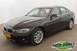 skadebil auto BMW 3-serie 318i Automaat Navi Clima Leder Corporate Lease High Executive 2018/2