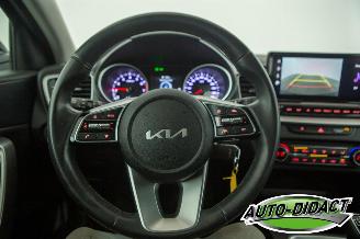 Kia Cee d 1.0 T-GDi 47.565 km Clima Navi Camera DynamicLine picture 5