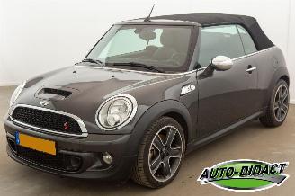 Mini Cabrio 1.6 Cooper S Clima Leder 86.395 km Chili picture 5