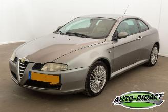 Unfallwagen Alfa Romeo GT 1.9 JTD Imola 2008/1