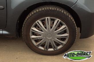 Peugeot 107 1.0-12V Airco Millesim 200 picture 25