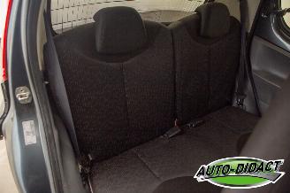 Peugeot 107 1.0-12V Airco Millesim 200 picture 18