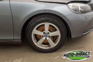 Volvo V-40 1.6 T2 Clima Navi MOTORSCHADE Kinetic picture 32