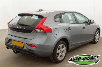 Volvo V-40 1.6 T2 Clima Navi MOTORSCHADE Kinetic picture 4