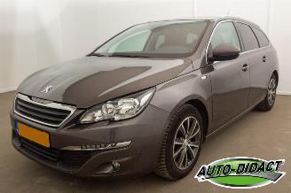 skadebil auto Peugeot 308 SW 1.2 PureTech Clima Navi Pano Style 2015/7