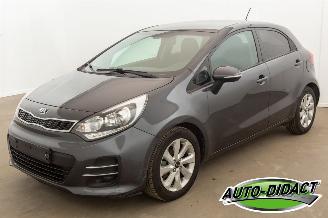  Kia Rio 1.2 51.876 km Clima Navi Camera 2016/12