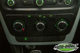 Skoda Yeti 1.2 TSI Automaat Airco Navi Ambition picture 8