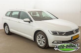 Volkswagen Passat 1.6 TDI Automaat Clima Navi Comfortline Business picture 2