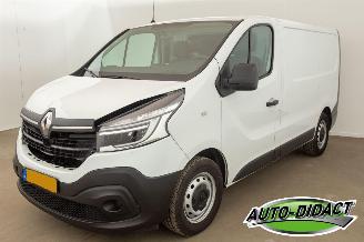 krockskadad bil bedrijf Renault Trafic 2.0 dCi Automaat Airco 145 T29 L1H1 Comfort 2022/2