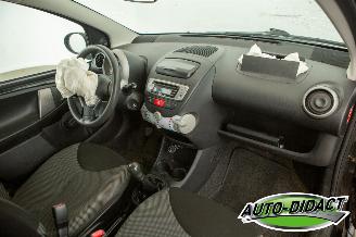 Toyota Aygo 1.0 VVT-i Airco 118.158 km Comfort picture 14
