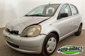 Unfallwagen Toyota Yaris 1.3-16V Automaat Airco VVT-i Sol 2001/4