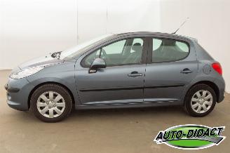 Peugeot 207 1.4-16V Airco Color-line picture 34