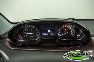 Peugeot 2008 1.2 Active 118.099 km Navi Airco picture 6