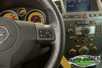 Opel Zafira 2.2 Automaat 7p Cosmo picture 14
