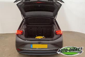 Volkswagen ID.3 First Plus 58 kWh Camera Navi Clima picture 35