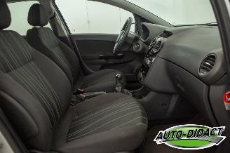 Opel Corsa 1.2-16V 111 Edition Airco picture 19