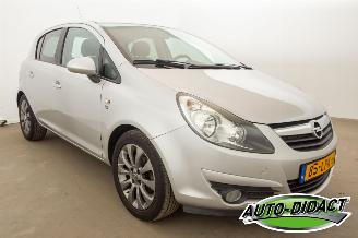 Opel Corsa 1.2-16V 111 Edition Airco picture 2
