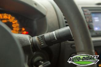 Nissan Navara 2.5 dCi XE King Cab picture 13