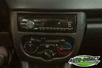 Peugeot 206 1.1 XR picture 8