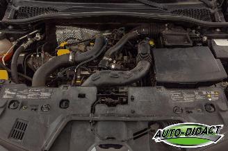 Renault Clio 0.9 TCe Expression picture 22