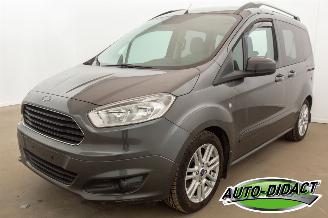 Unfallwagen Ford Tourneo Courier 1.0 Titanium 5p Clima Carpas 2015/8