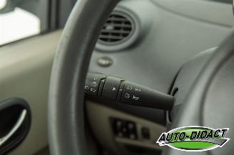 Renault Twingo 1.2 Dynamique Airco picture 12