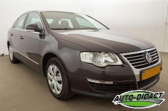 Volkswagen Passat 2.0 FSI Automaat Clima Comfortline picture 2