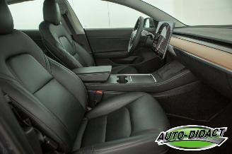 Tesla Model 3 Long Range AWD 75 kWh picture 17