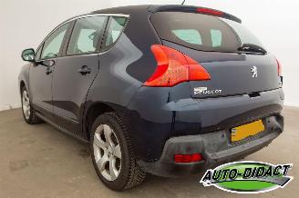 Peugeot 3008 1.6 VTi Clima Pano Première picture 3