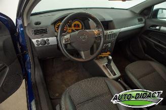 Opel Astra GTC 1.8 Automaat Clima Executive picture 20