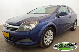 skadebil auto Opel Astra GTC 1.8 Automaat Clima Executive 2006/9