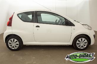 Peugeot 107 1.0 Airco Access Accent picture 31