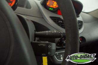 Renault Twingo 1.2-16V Airco Dynamique picture 12