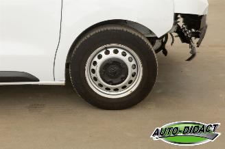 Toyota ProAce Electric Shuttle Long Extra Range Cool 75 kWh Pano picture 26