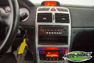 Peugeot 307 Break 2.0-16V Clima Premium picture 10